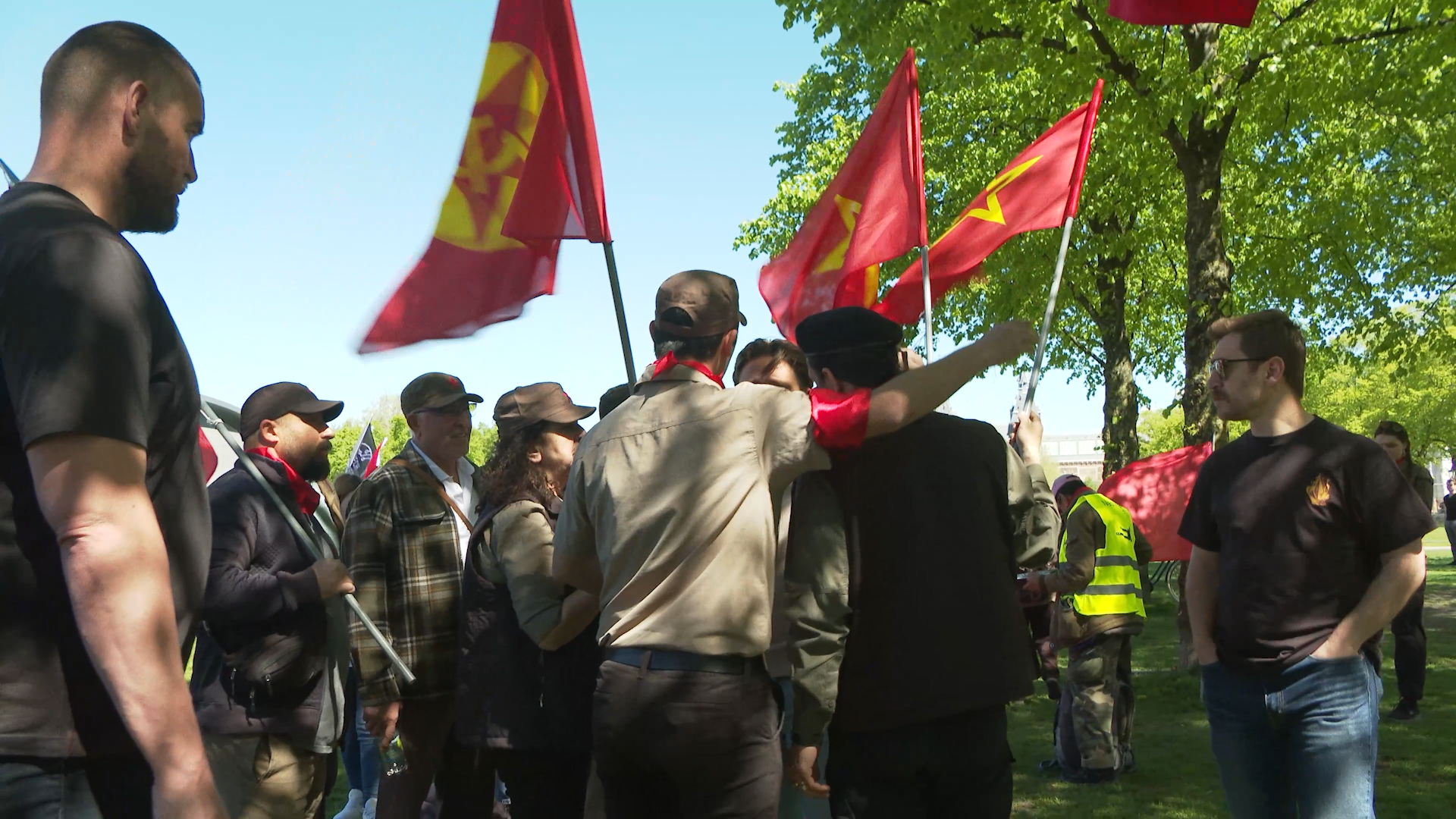 Persvrijheid op z'n best: 'Je mag niet in het openbaar alle vragen stellen!'
