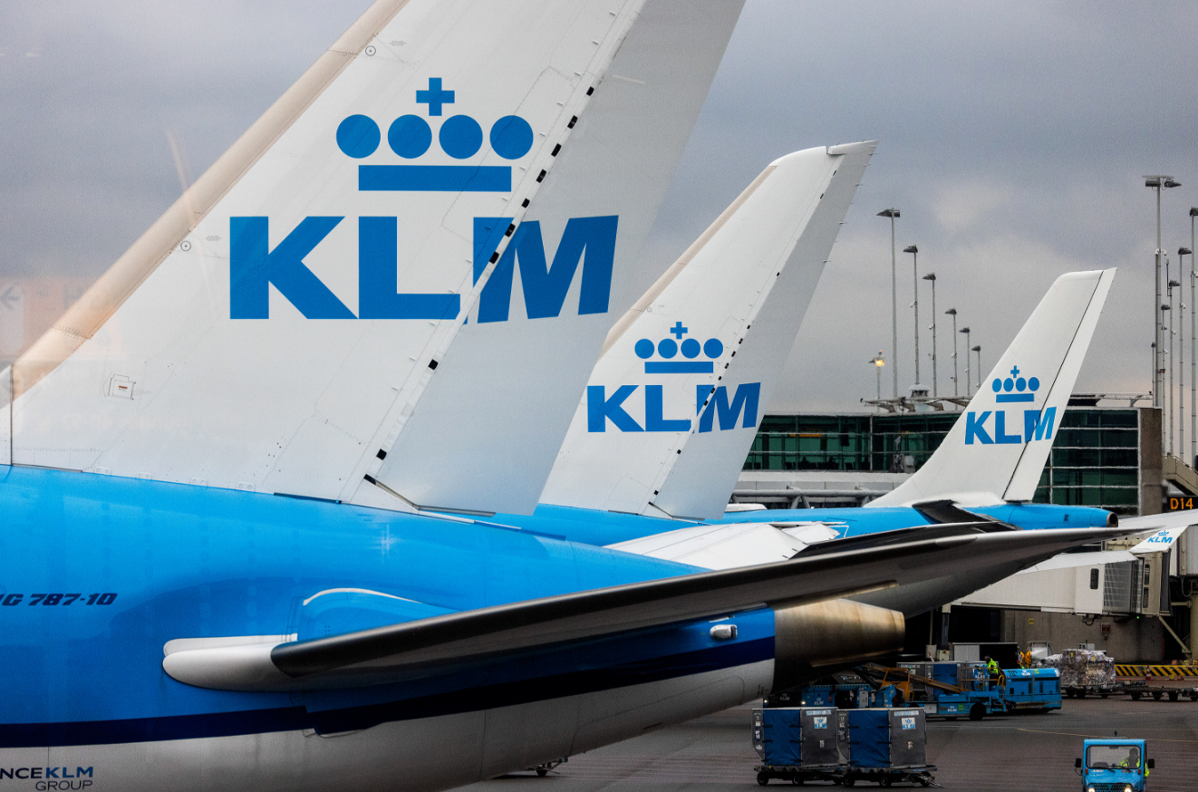 Powerbank vliegt in brand, KLM-vlucht naar Curaçao terug naar Schiphol