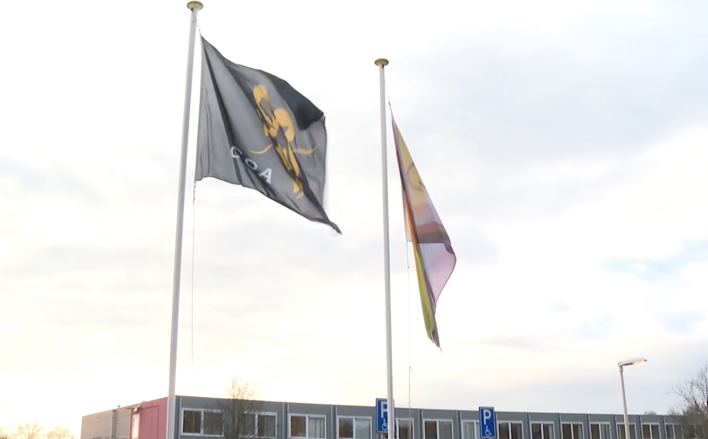 Opvanglocaties nog open, Hardenberg dreigt COA met dwangsom