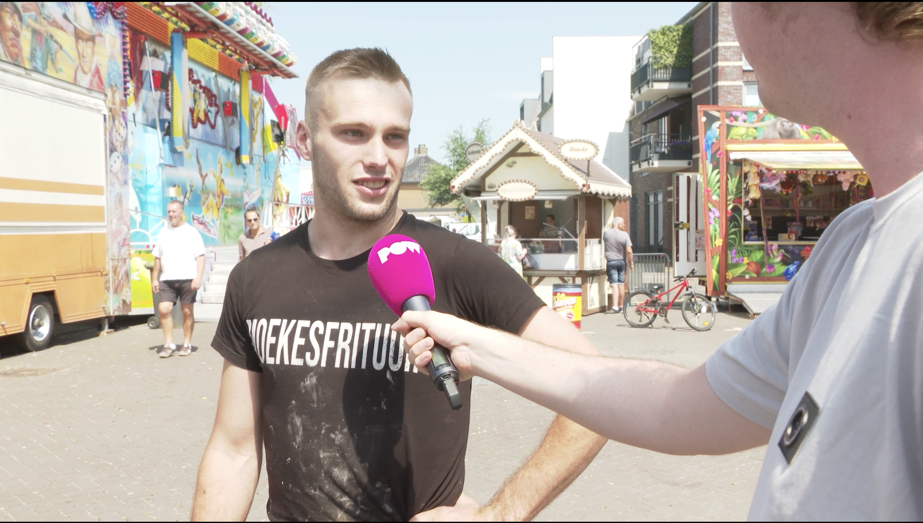 Optreden Rutger van Barneveld geschrapt na massale vechtpartijen op kermis Dreumel